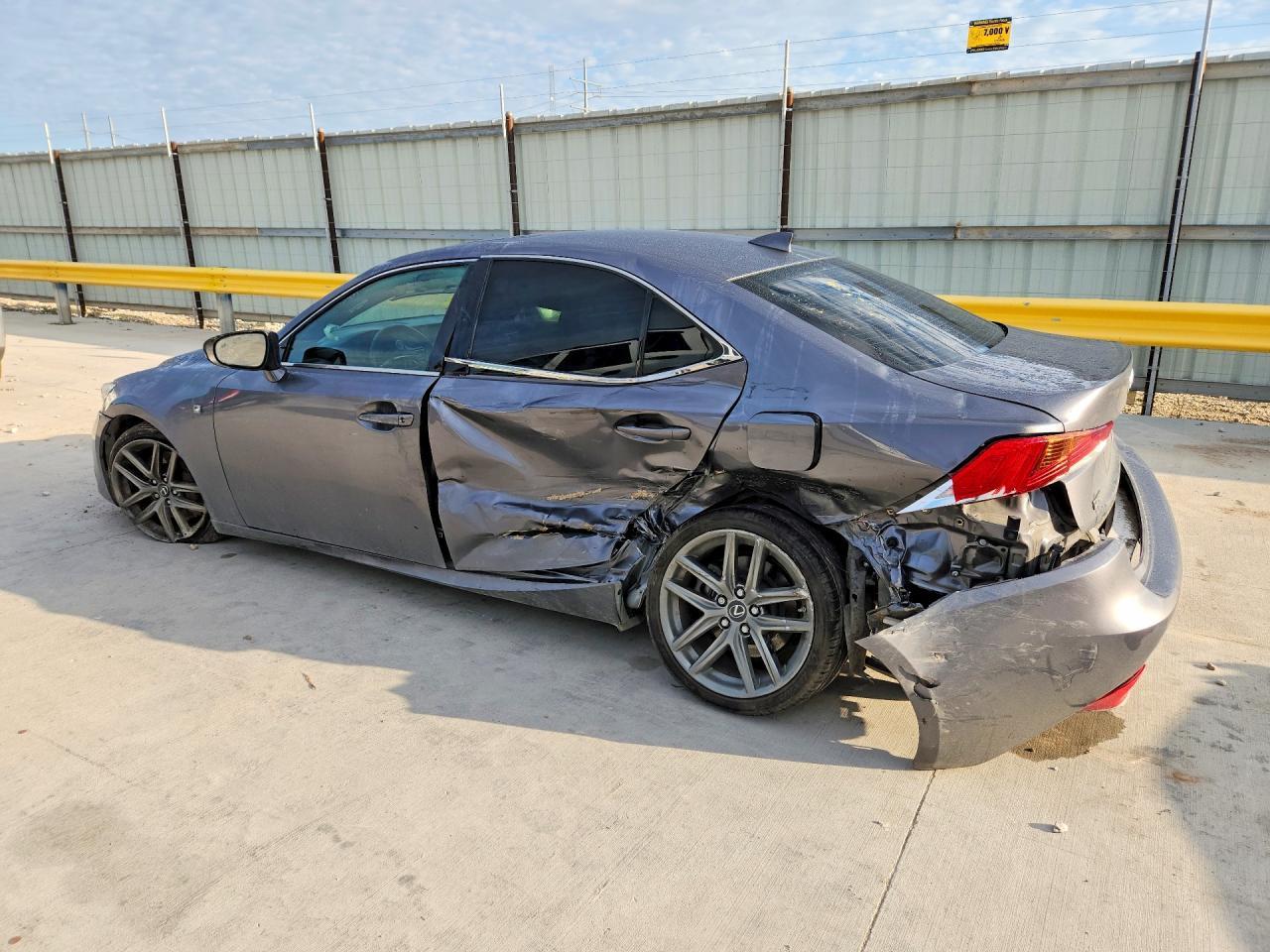 2017 Lexus Is 200T - zdjęcie 2