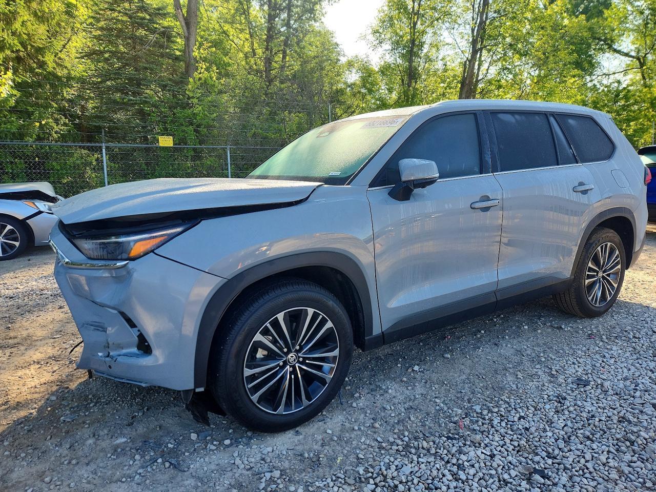 2025 Toyota Grand Highlander Hybrid Max Platinum - zdjęcie główne
