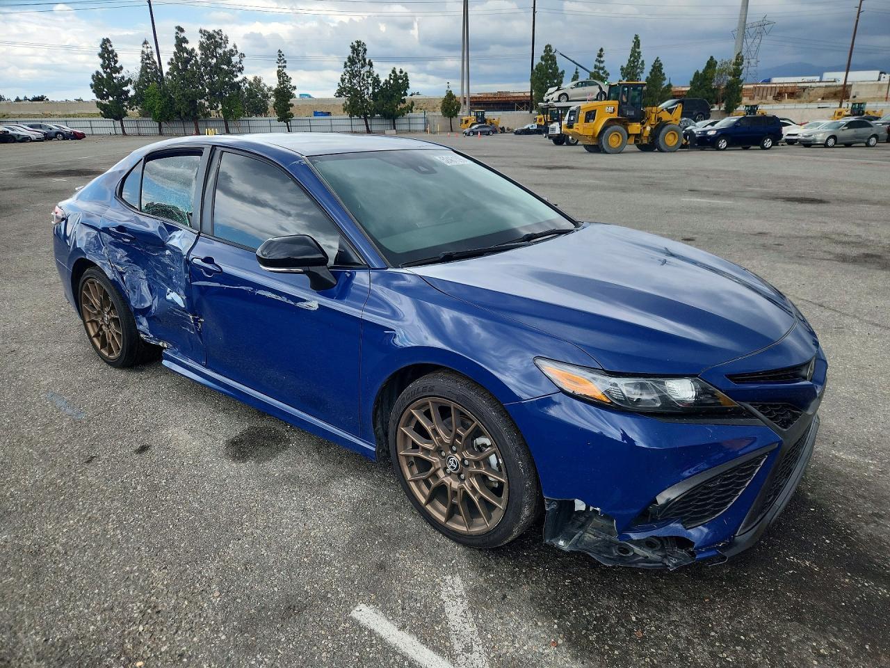 2023 Toyota Camry Se Nightshade - zdjęcie 4