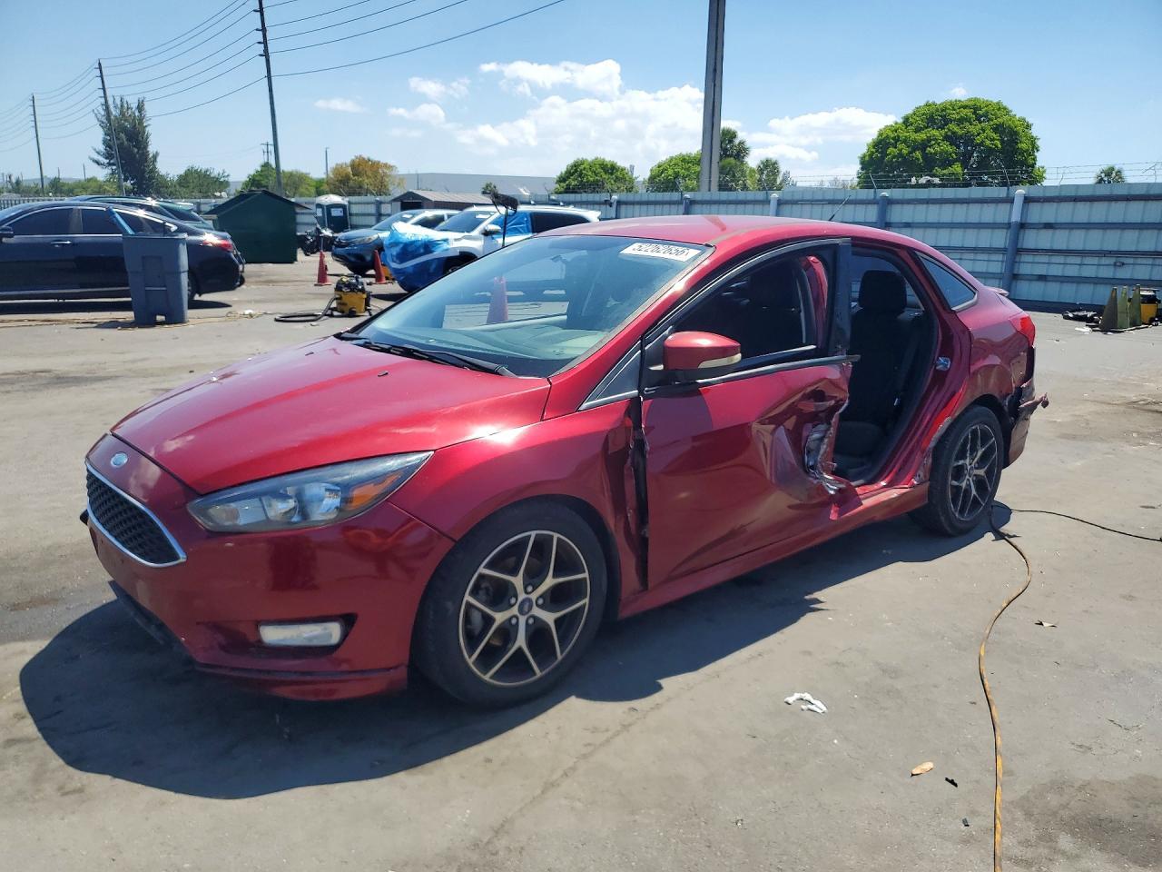 2016 Ford Focus Se - zdjęcie główne