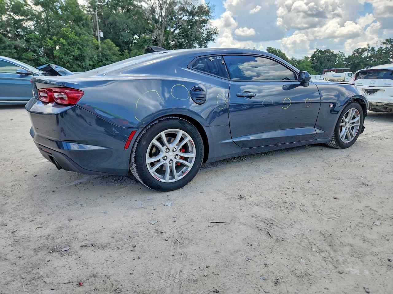 2023 Chevrolet Camaro Ls - zdjęcie 3