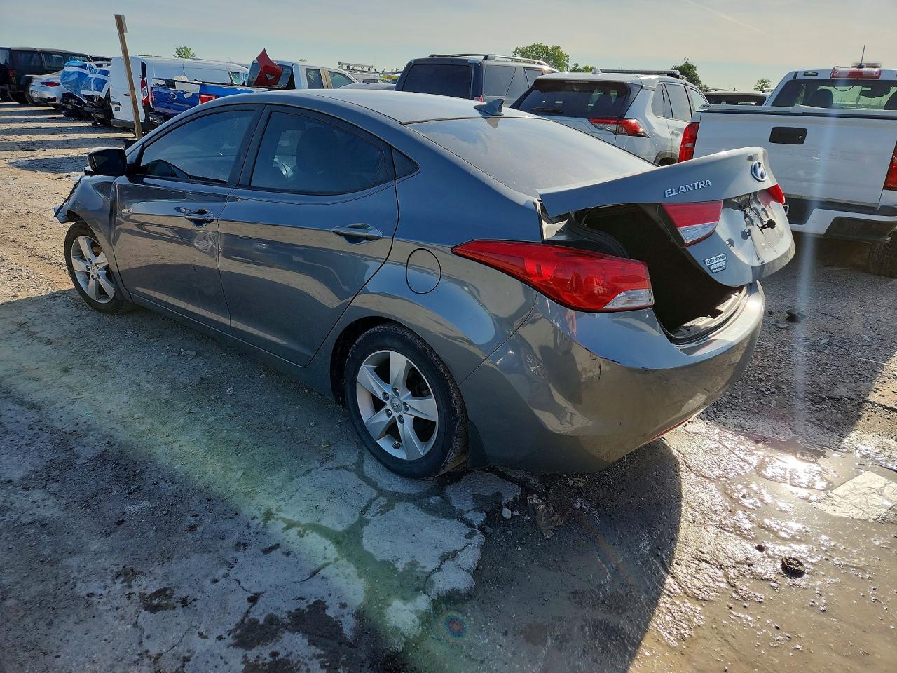 2013 Hyundai Elantra Gls - zdjęcie 2