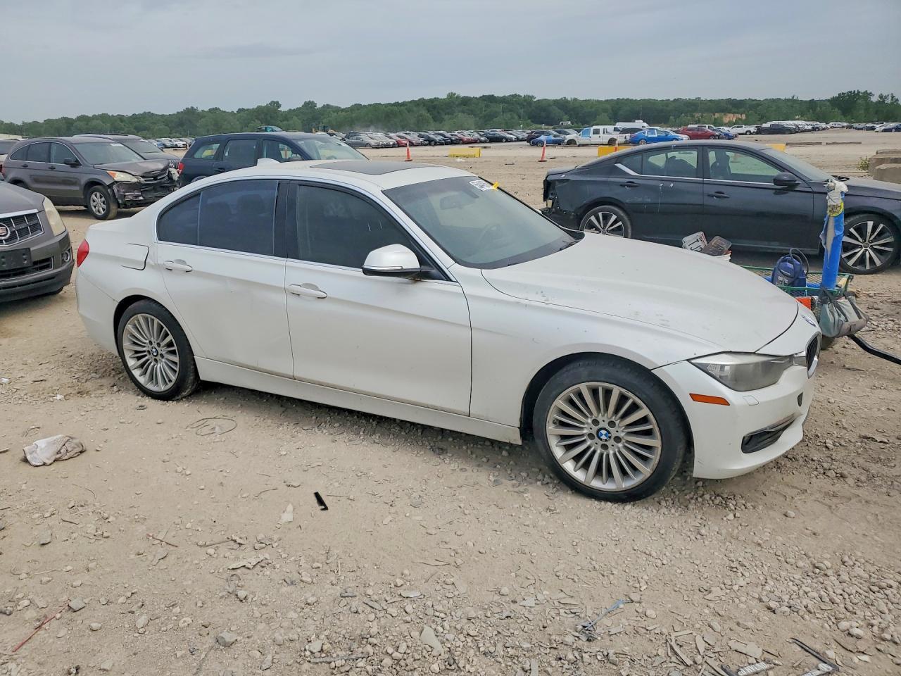 2013 BMW 328 Xi - zdjęcie 4