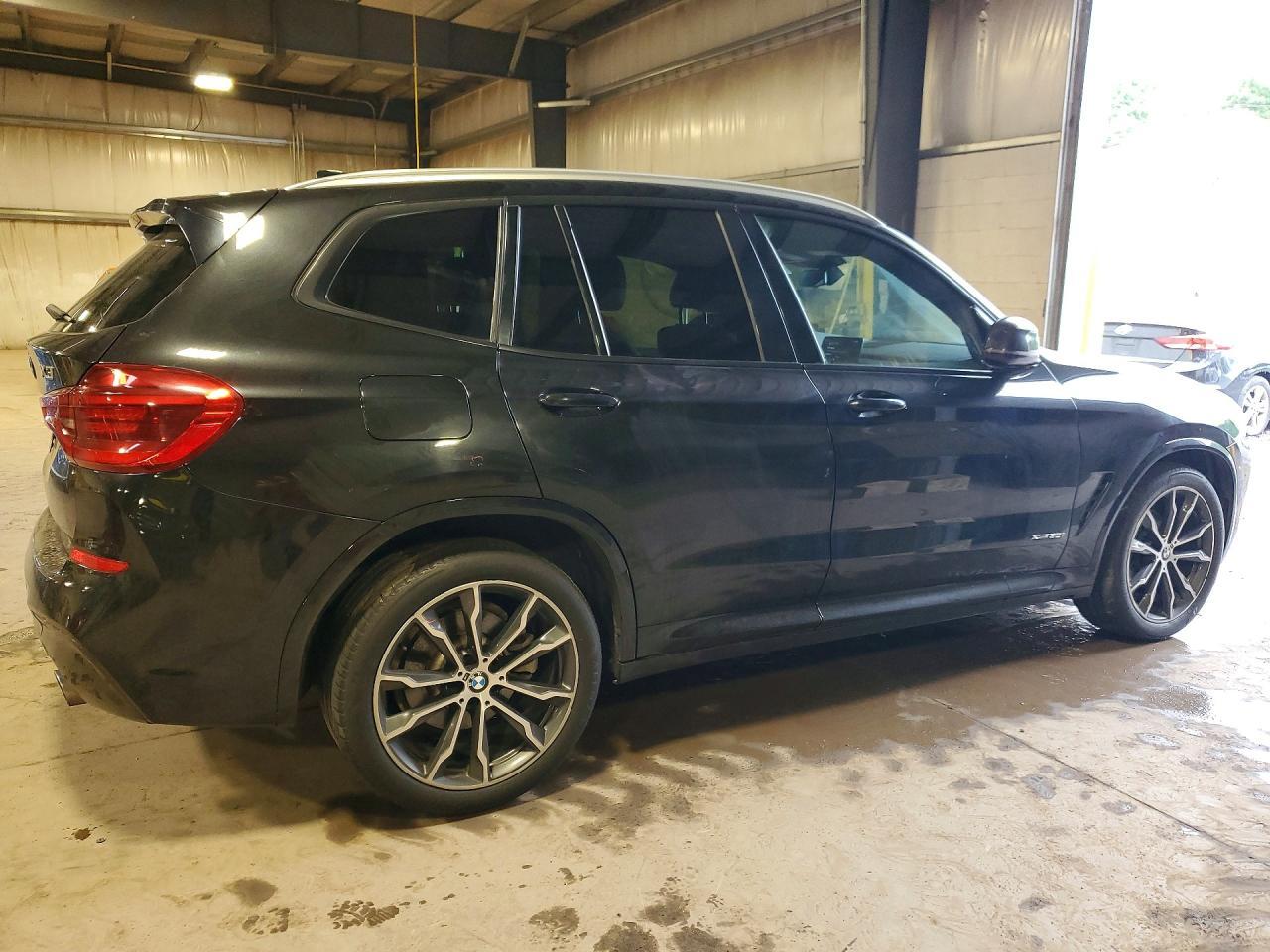 2018 BMW X3 xDrive30I - zdjęcie 3