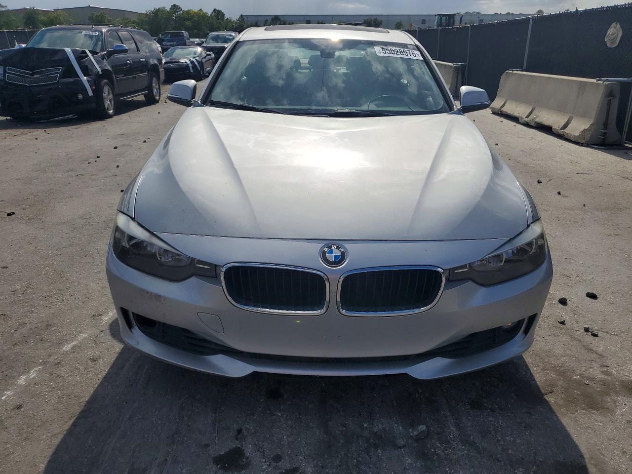 2015 BMW 328 I - zdjęcie 5