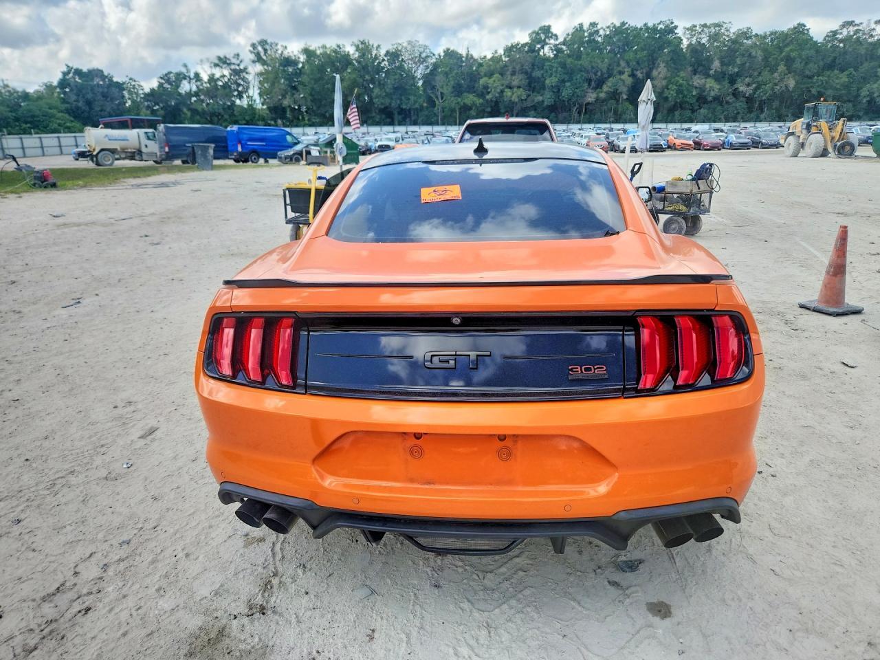 2020 Ford Mustang Gt - zdjęcie 6