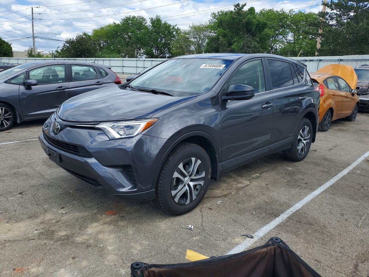 2018 Toyota Rav4 Le - zdjęcie główne