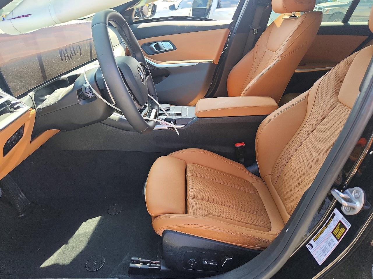 2025 BMW 330I - zdjęcie 7