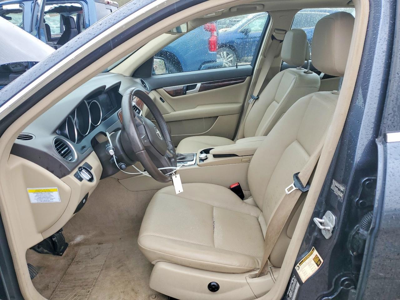 2014 Mercedes-Benz C 300 4Matic - zdjęcie 7