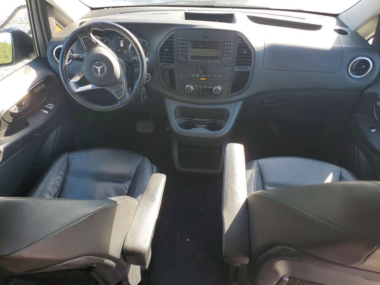 2017 Mercedes-Benz Metris - zdjęcie 8