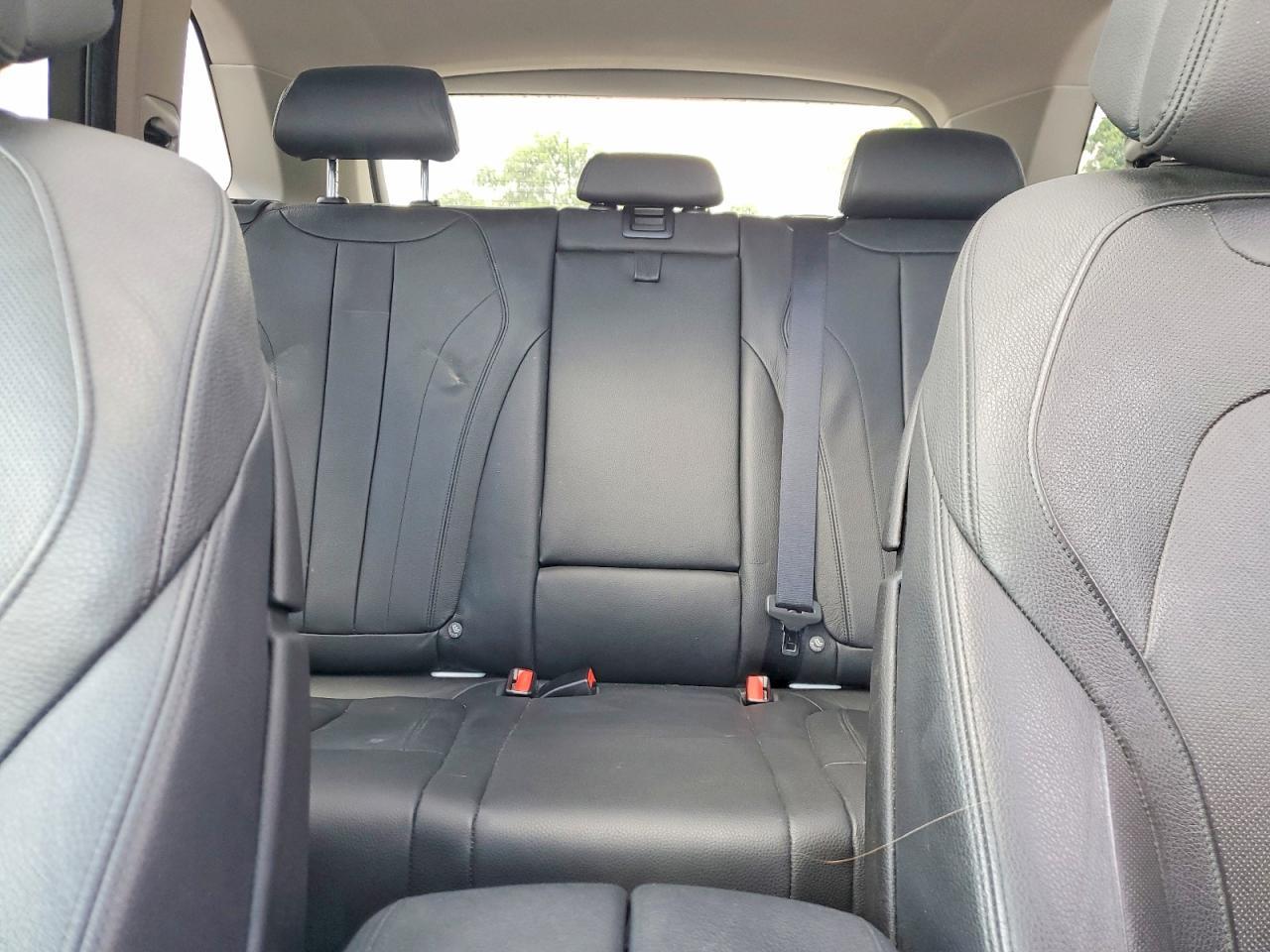 2016 BMW X5 xDrive35I - zdjęcie 10