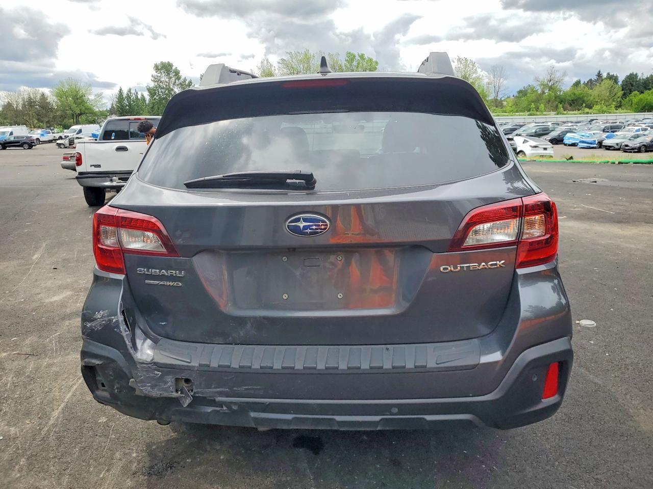2018 Suba Outback - zdjęcie 6