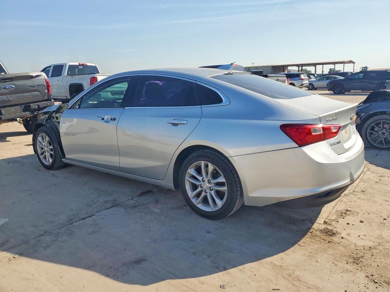 2016 Chevrolet Malibu Lt - zdjęcie 2