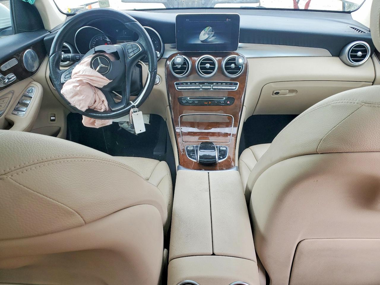 2017 Mercedes-Benz Glc 300 4Matic - zdjęcie 8