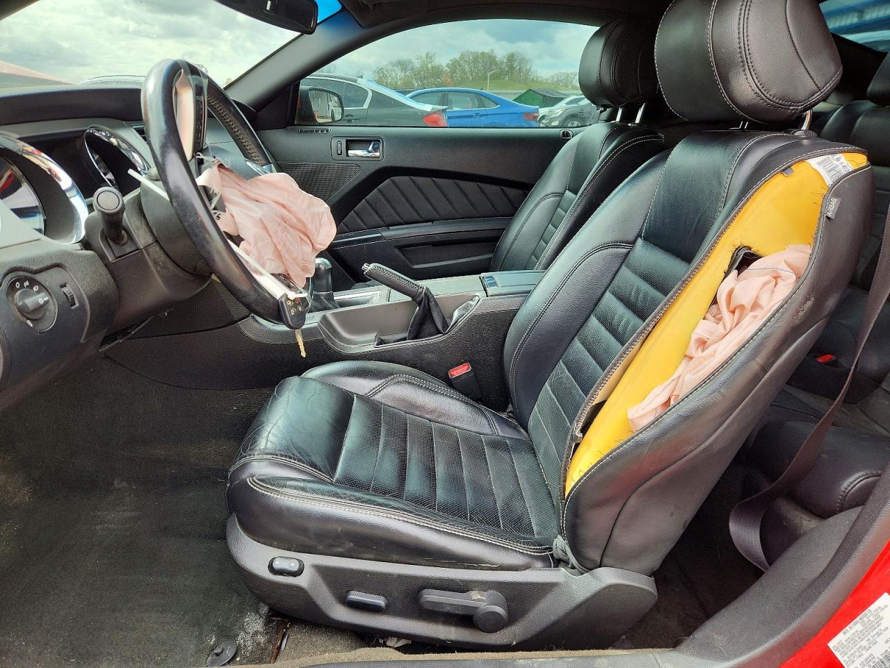 2014 Ford Mustang - zdjęcie 7