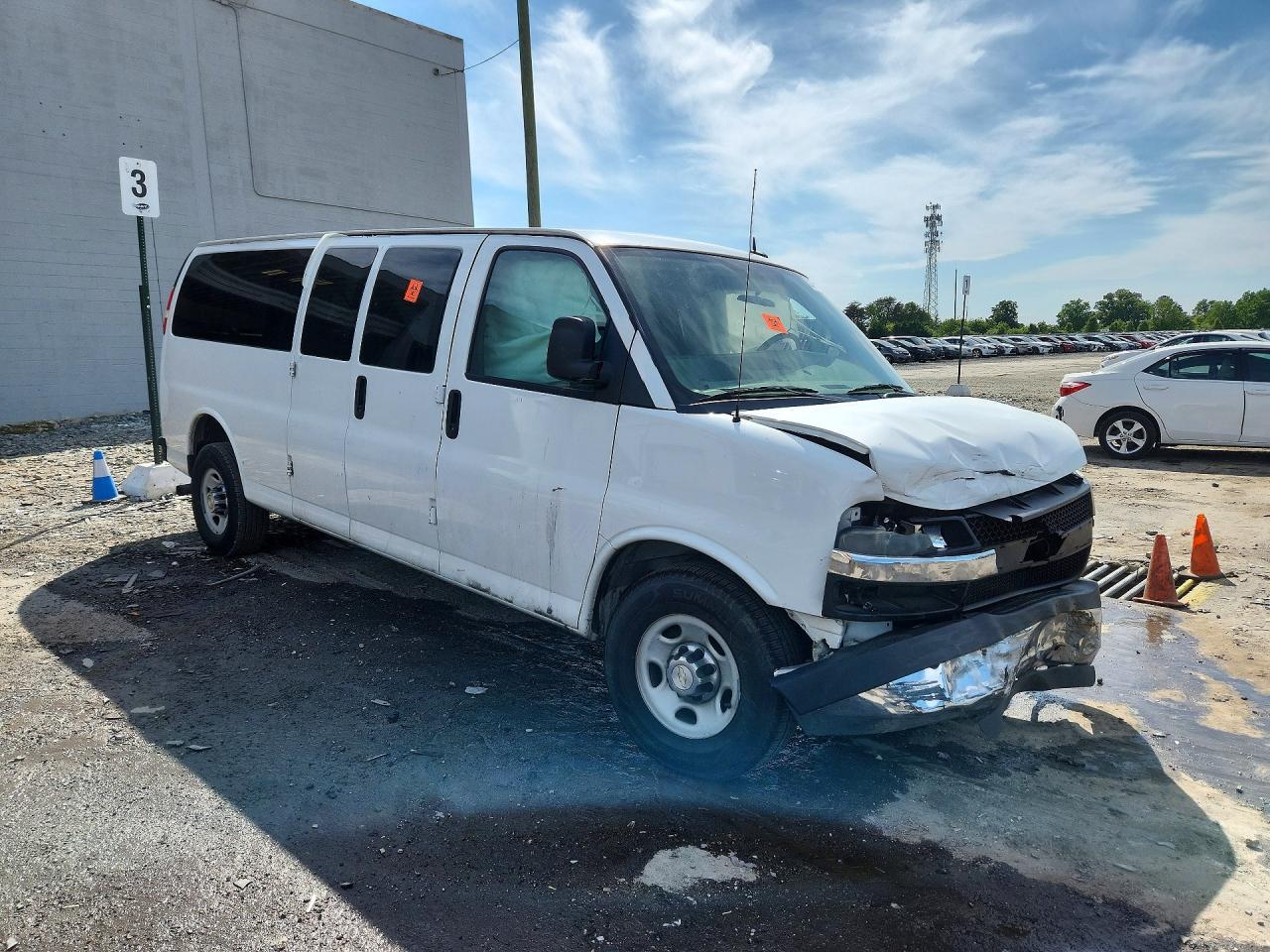 2013 Chevrolet Express - zdjęcie 4