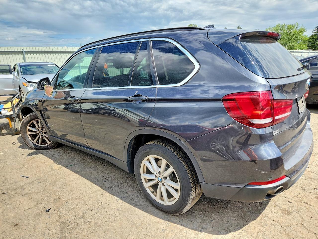 2015 BMW X5 xDrive35I - zdjęcie 2