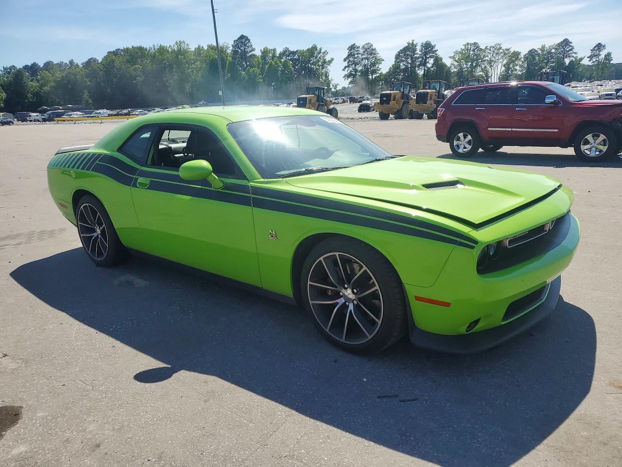 2015 Dodge Challenger R - zdjęcie 4