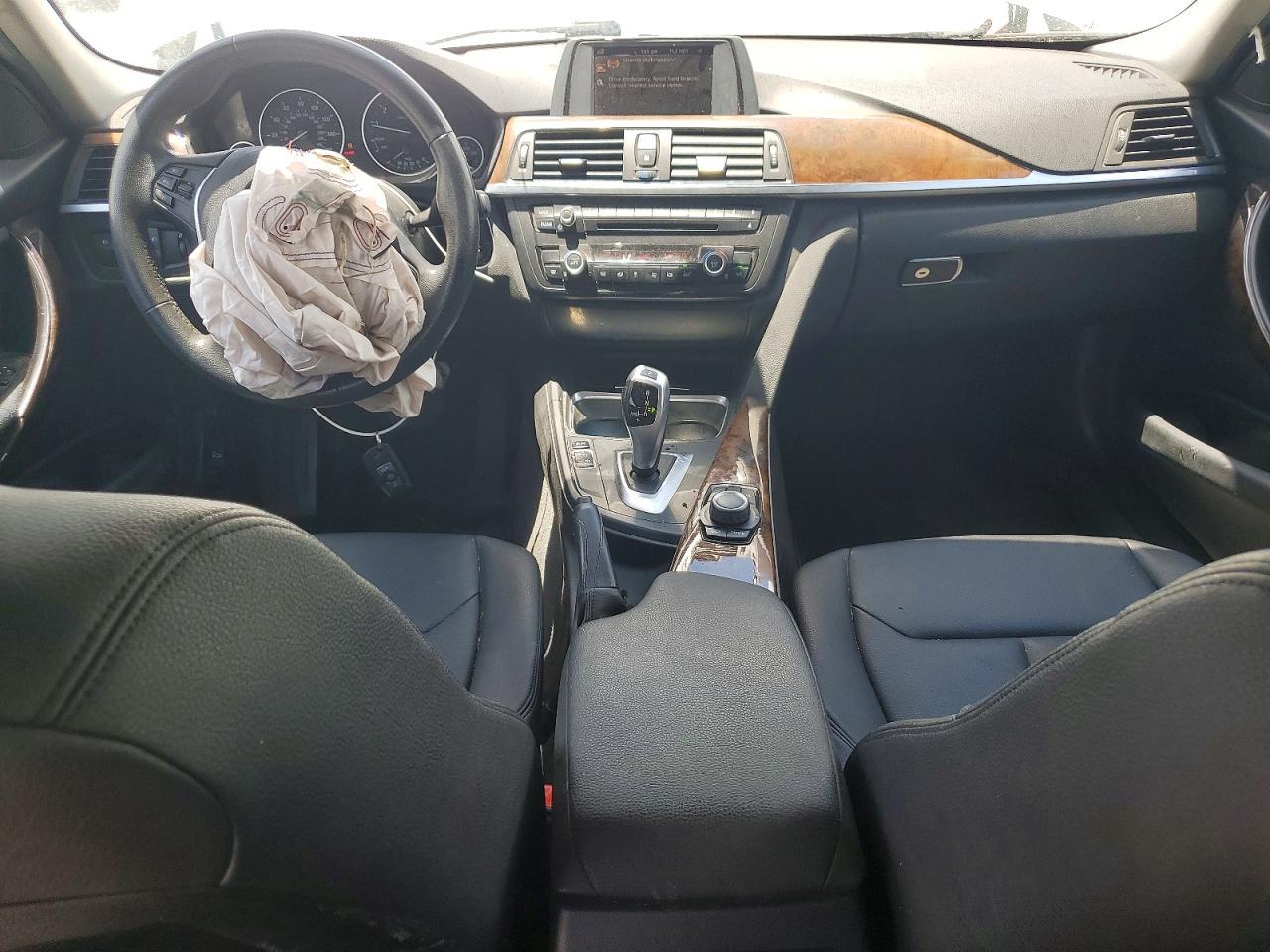 2015 BMW 328 I - zdjęcie 8