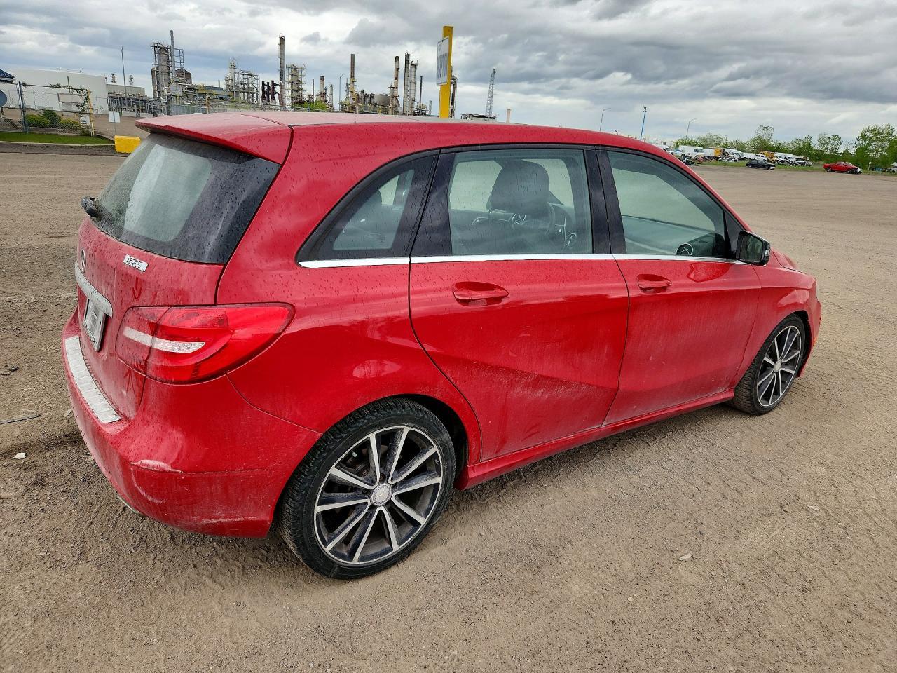 2013 Mercedes-Benz B250 - zdjęcie 3
