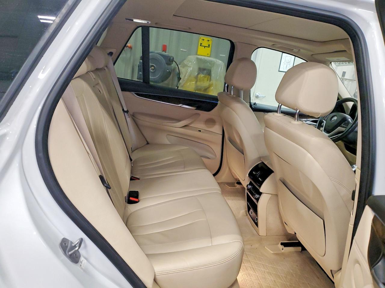 2015 BMW X5 xDrive35I - zdjęcie 11