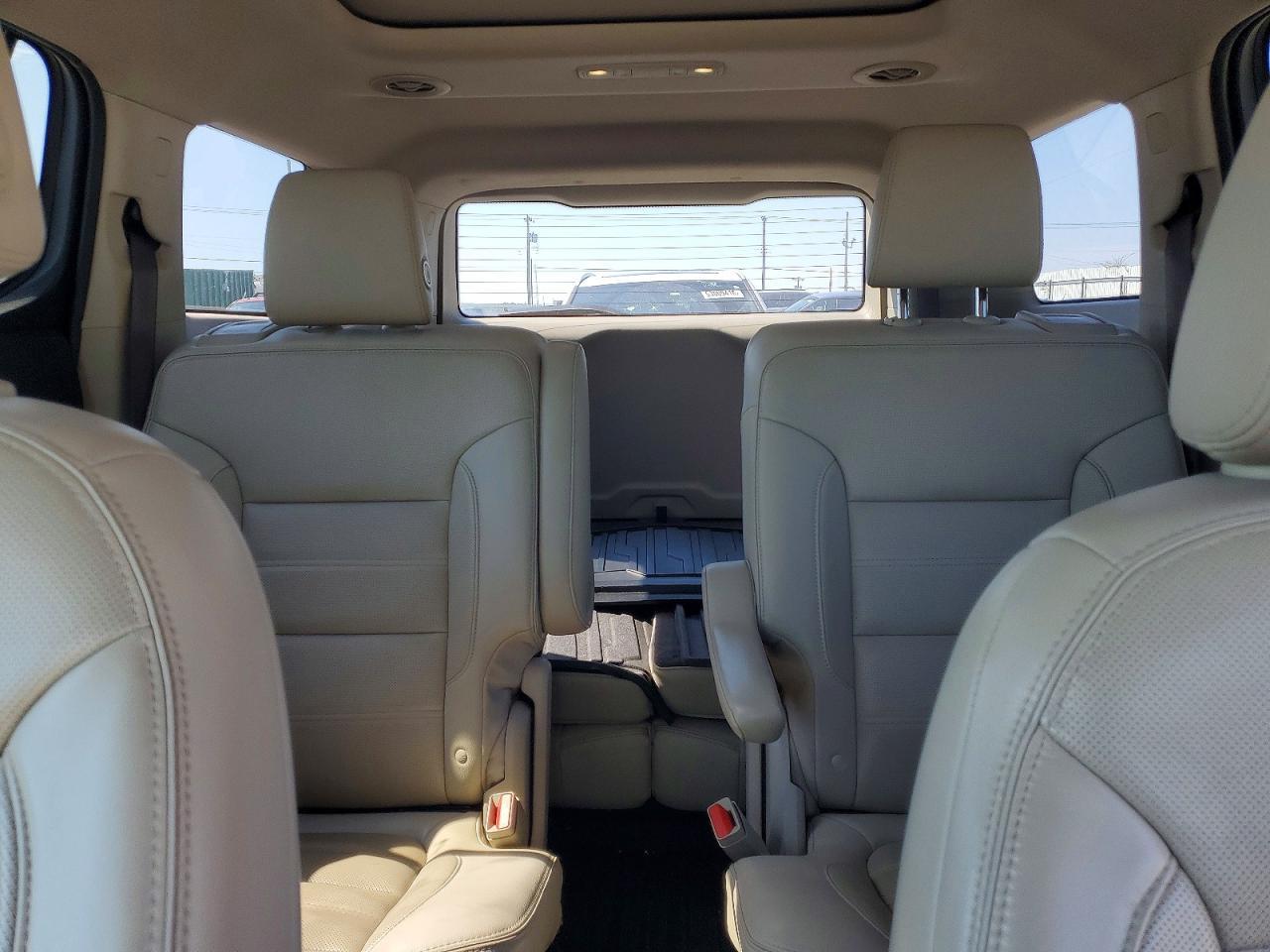 2019 GMC Acadia Denali - zdjęcie 10