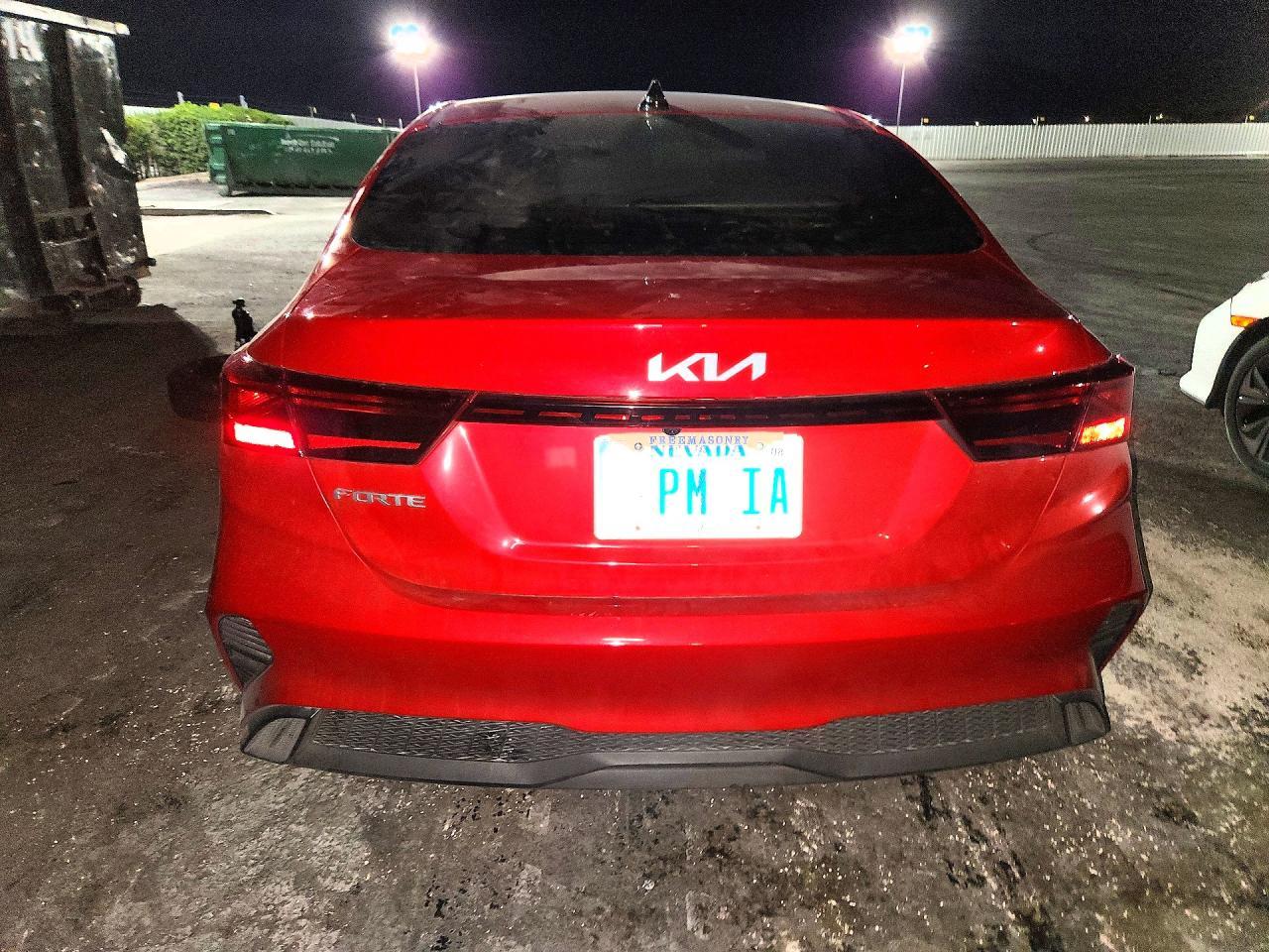 2022 Kia Forte Lxs - zdjęcie 6