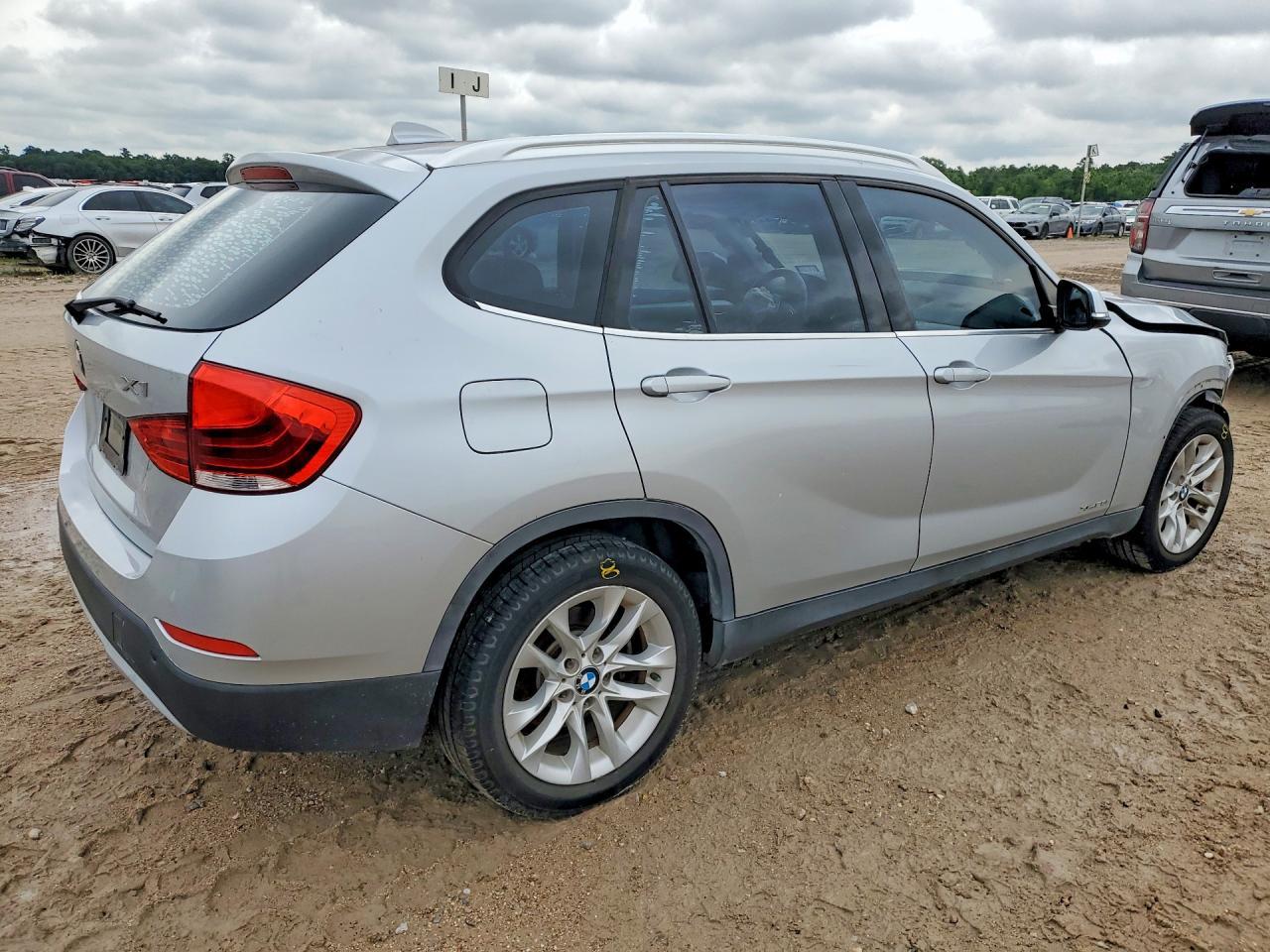 2015 BMW X1 xDrive28I - zdjęcie 3