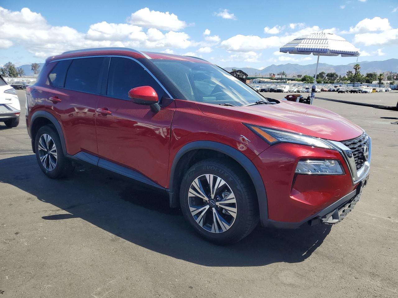 2022 Nissan Rogue Sv - zdjęcie 4