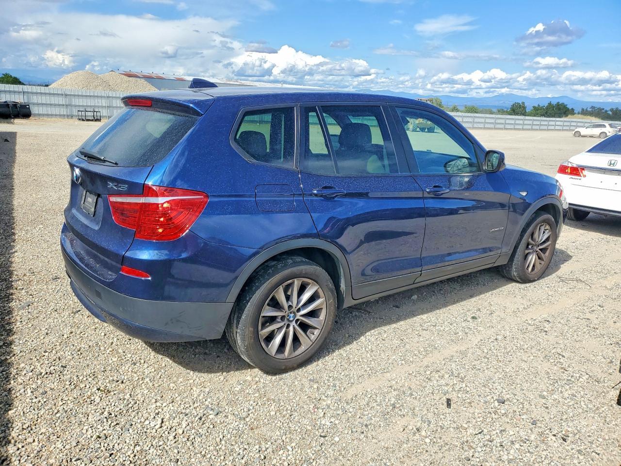 2013 BMW X3 xDrive28I - zdjęcie 3