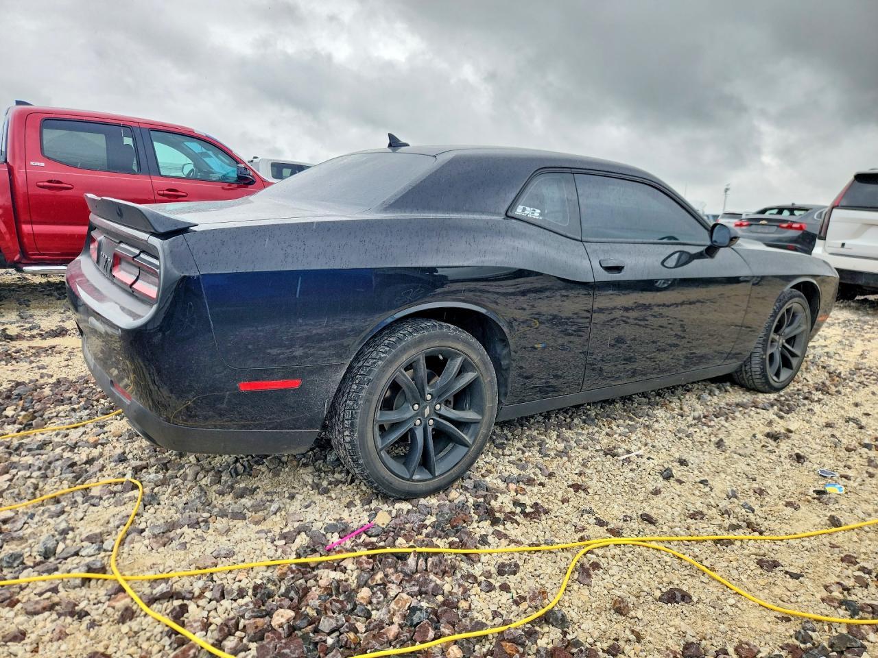 Dodge Challenger - zdjęcie 3