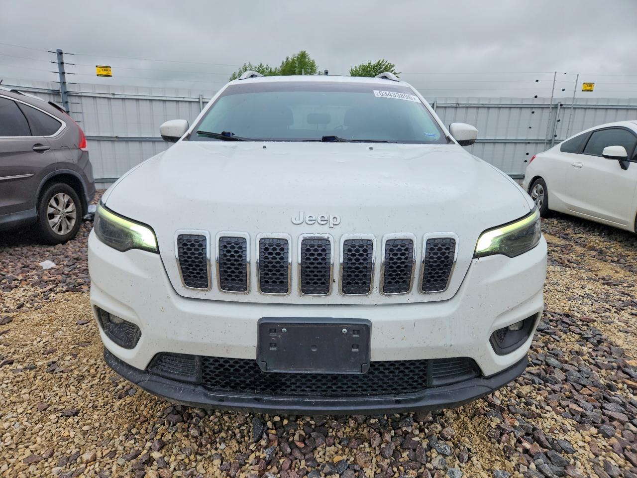 2019 Jeep Cherokee Latitude Plus - zdjęcie 5