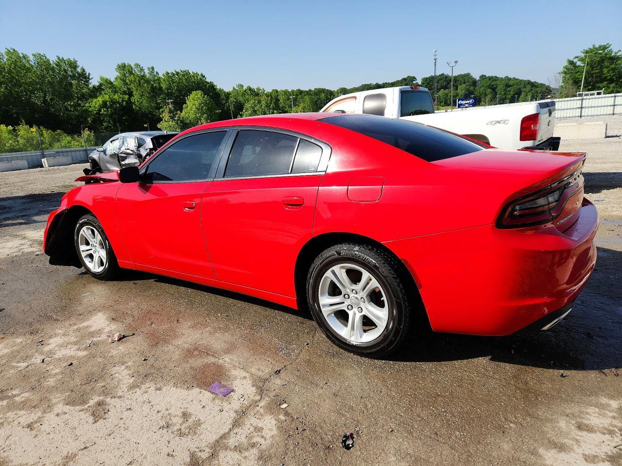 2022 Dodge Charger Sxt - zdjęcie 2