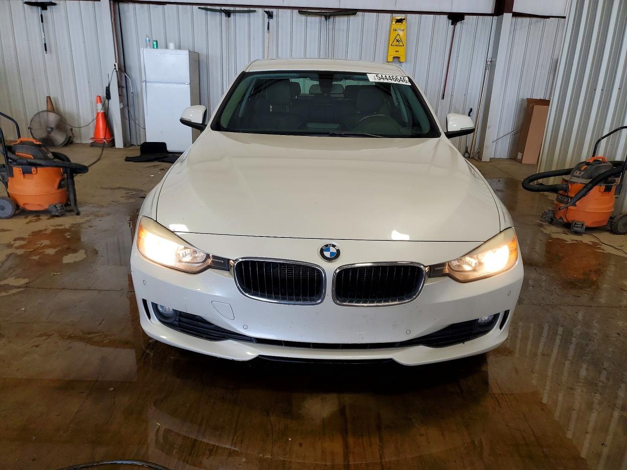 2015 BMW 320 I - zdjęcie 5