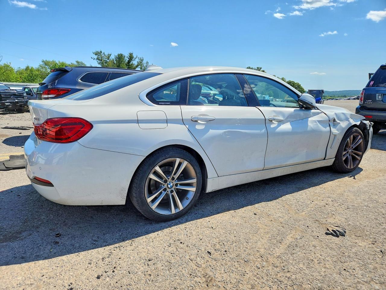 BMW Seria 4 - zdjęcie 3