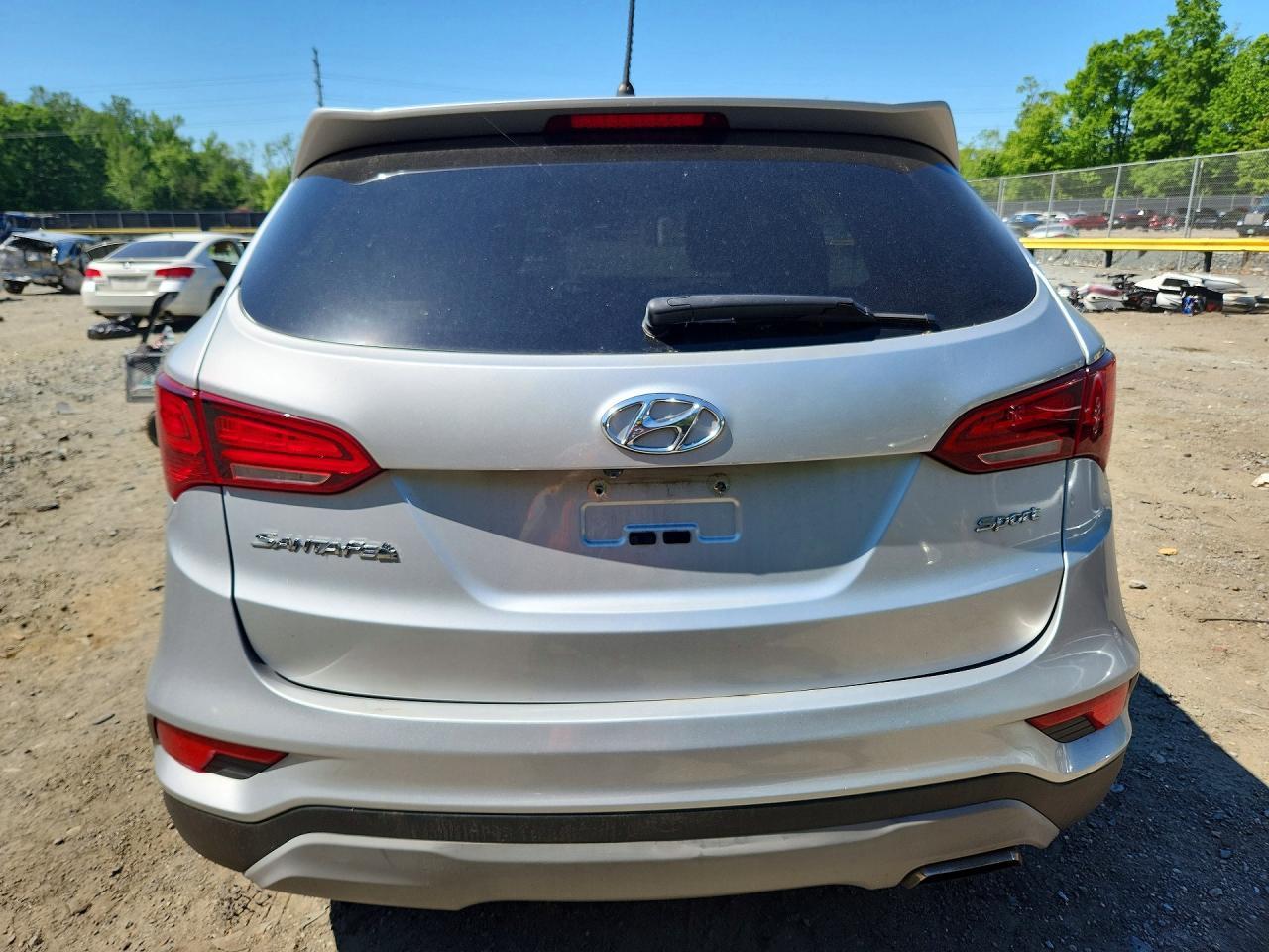 2018 Hyundai Santa Fe Sport 2.4L - zdjęcie 6