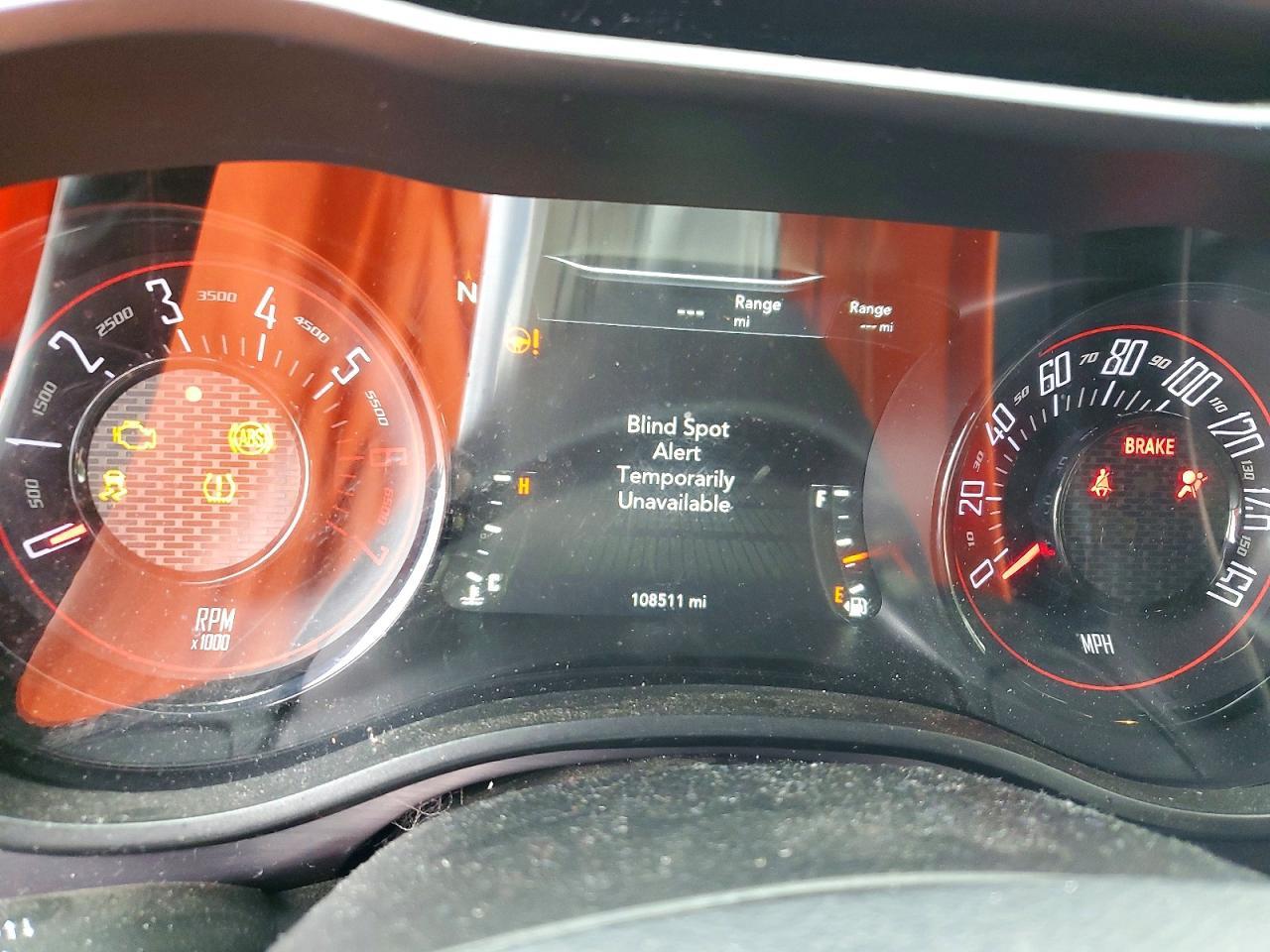 2016 Dodge Challenger R - zdjęcie 9