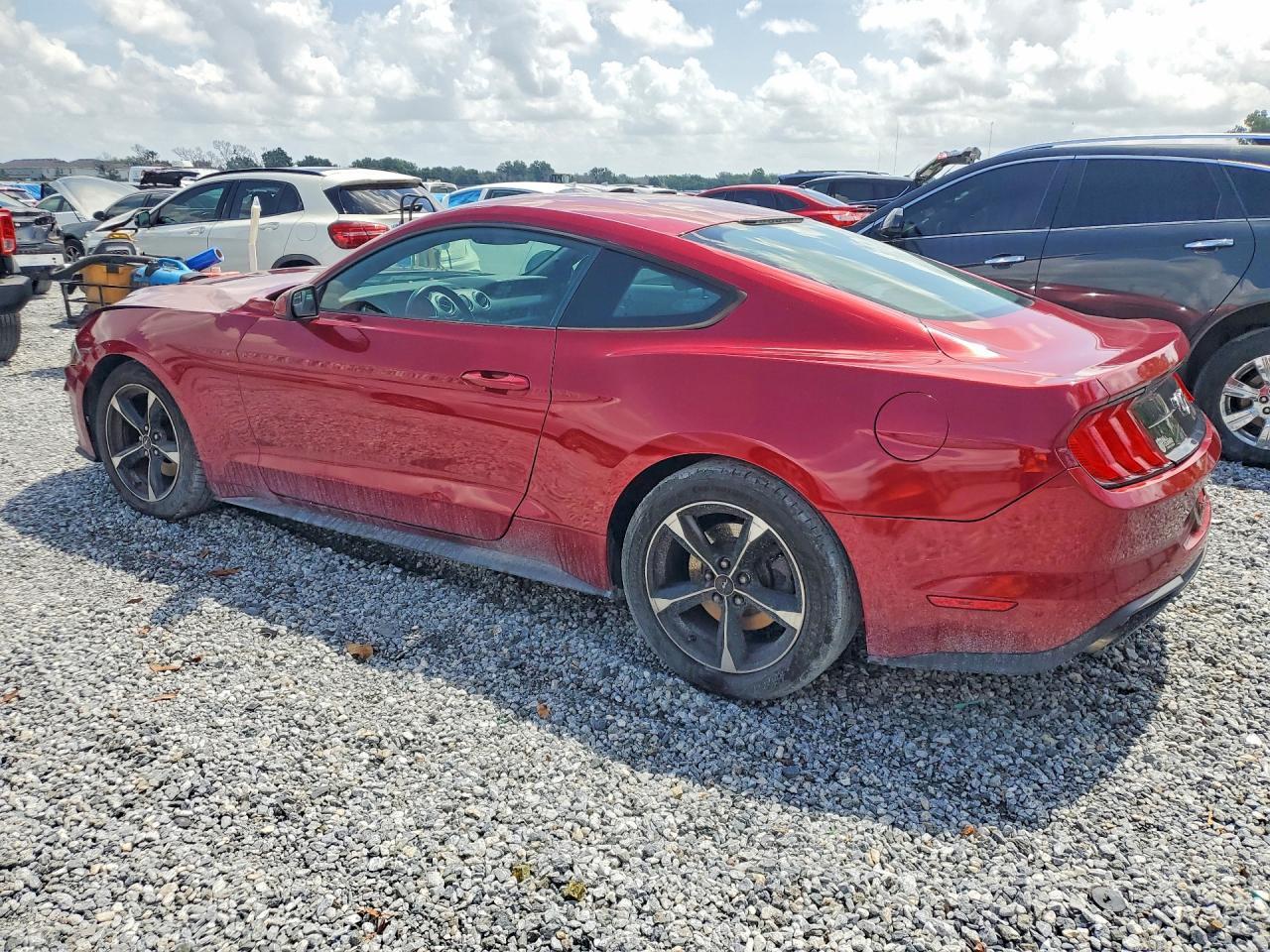 2018 Ford Mustang - zdjęcie 2