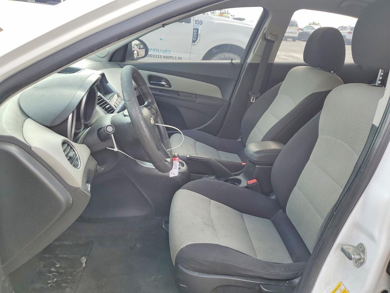2013 Chevrolet Cruze Ls - zdjęcie 7