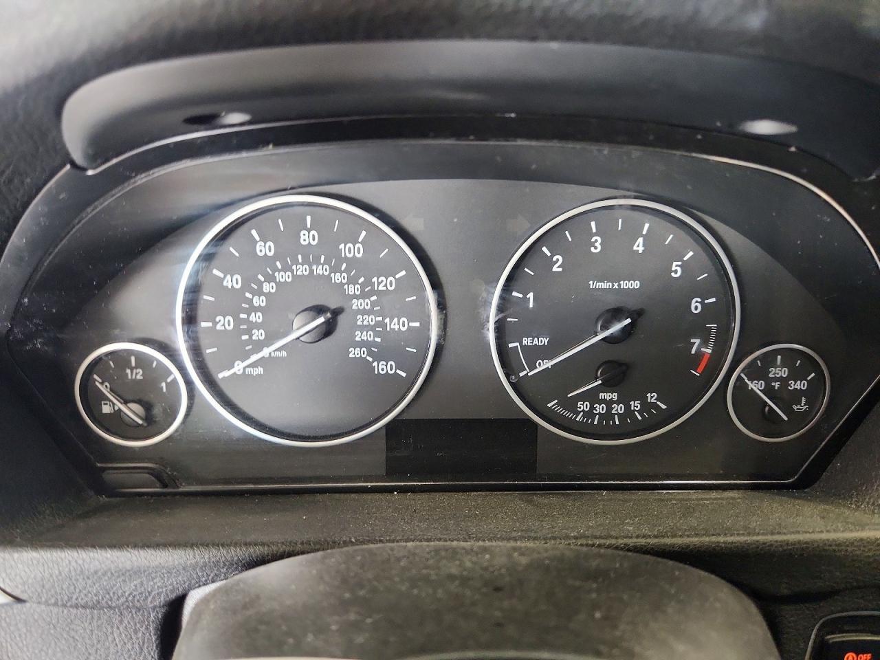 2015 BMW 320 I xDrive - zdjęcie 9