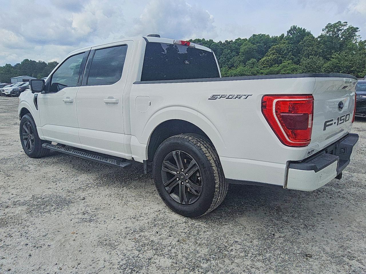 2021 Ford F150 Supercrew - zdjęcie 2