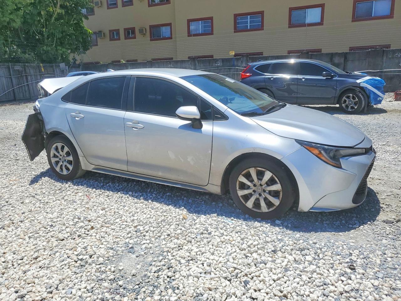 2021 Toyota Corolla Le - zdjęcie 4