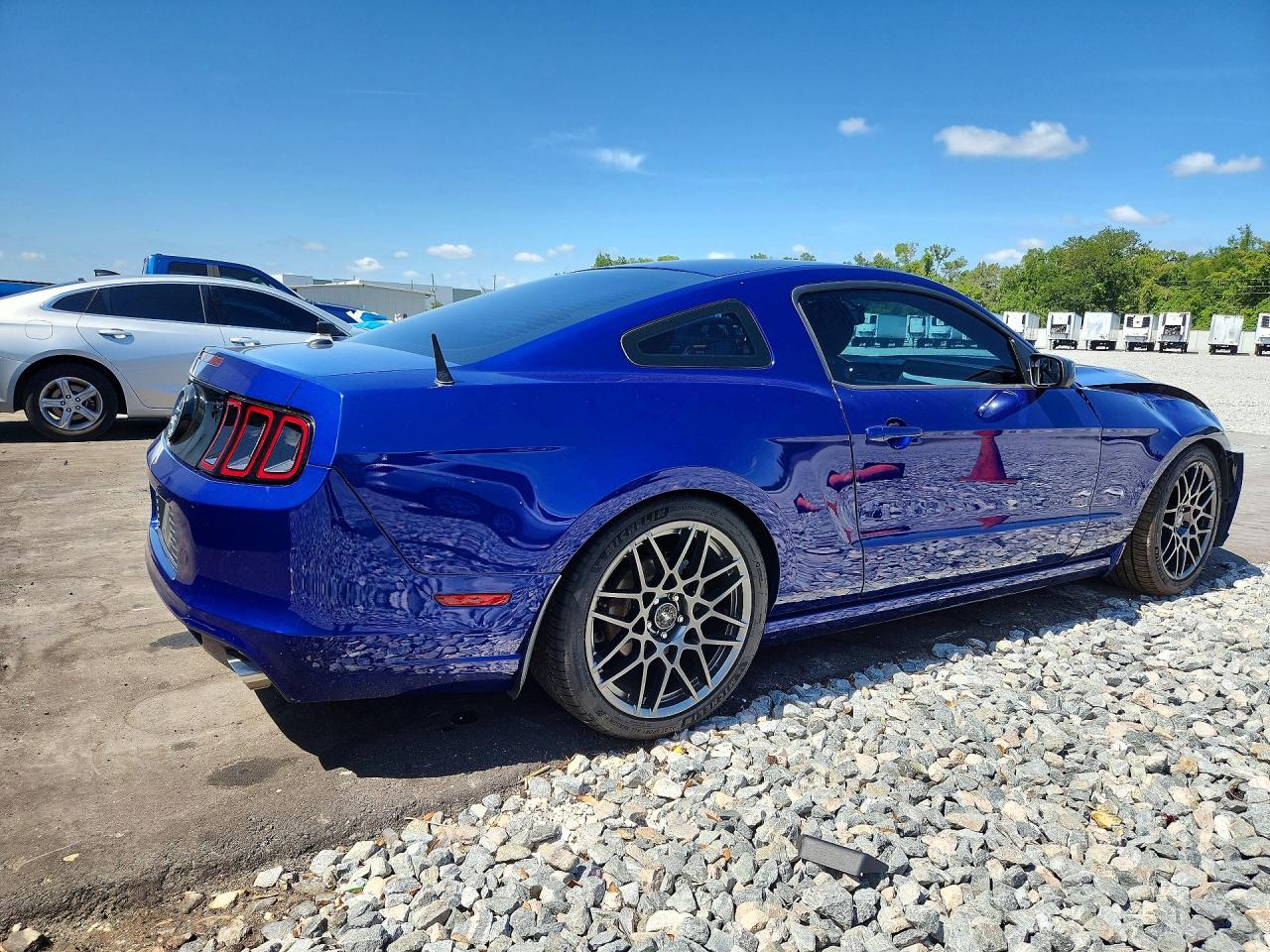 2014 Ford Mustang - zdjęcie 3