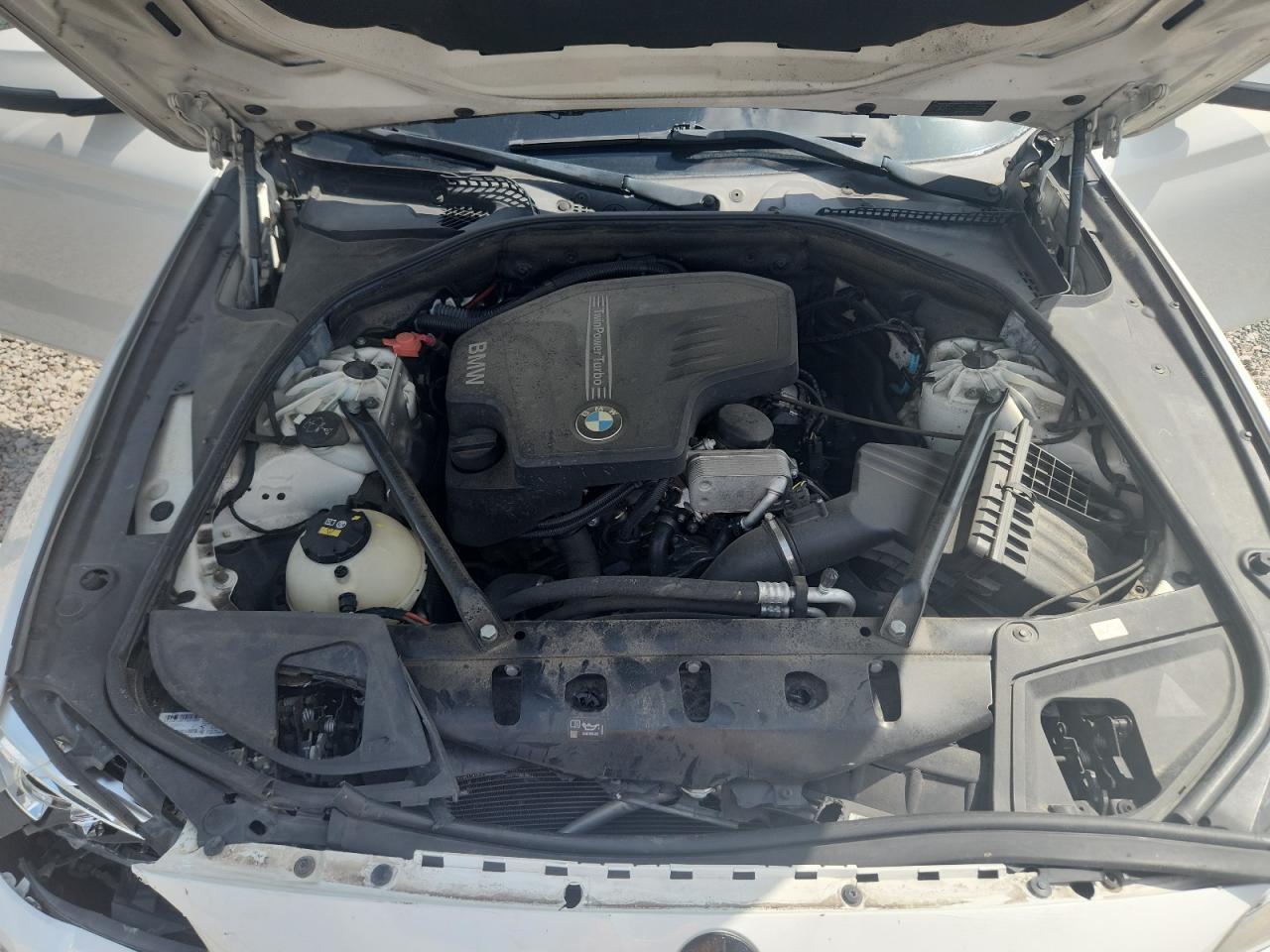 2016 BMW 528 I - zdjęcie 11