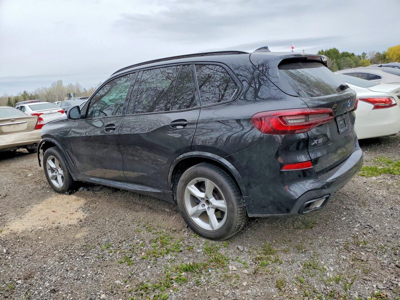 2020 BMW X5 xDrive40I - zdjęcie 2