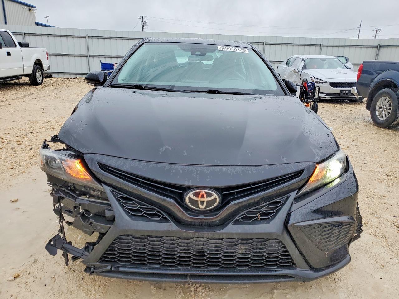2022 Toyota Camry Se - zdjęcie 5