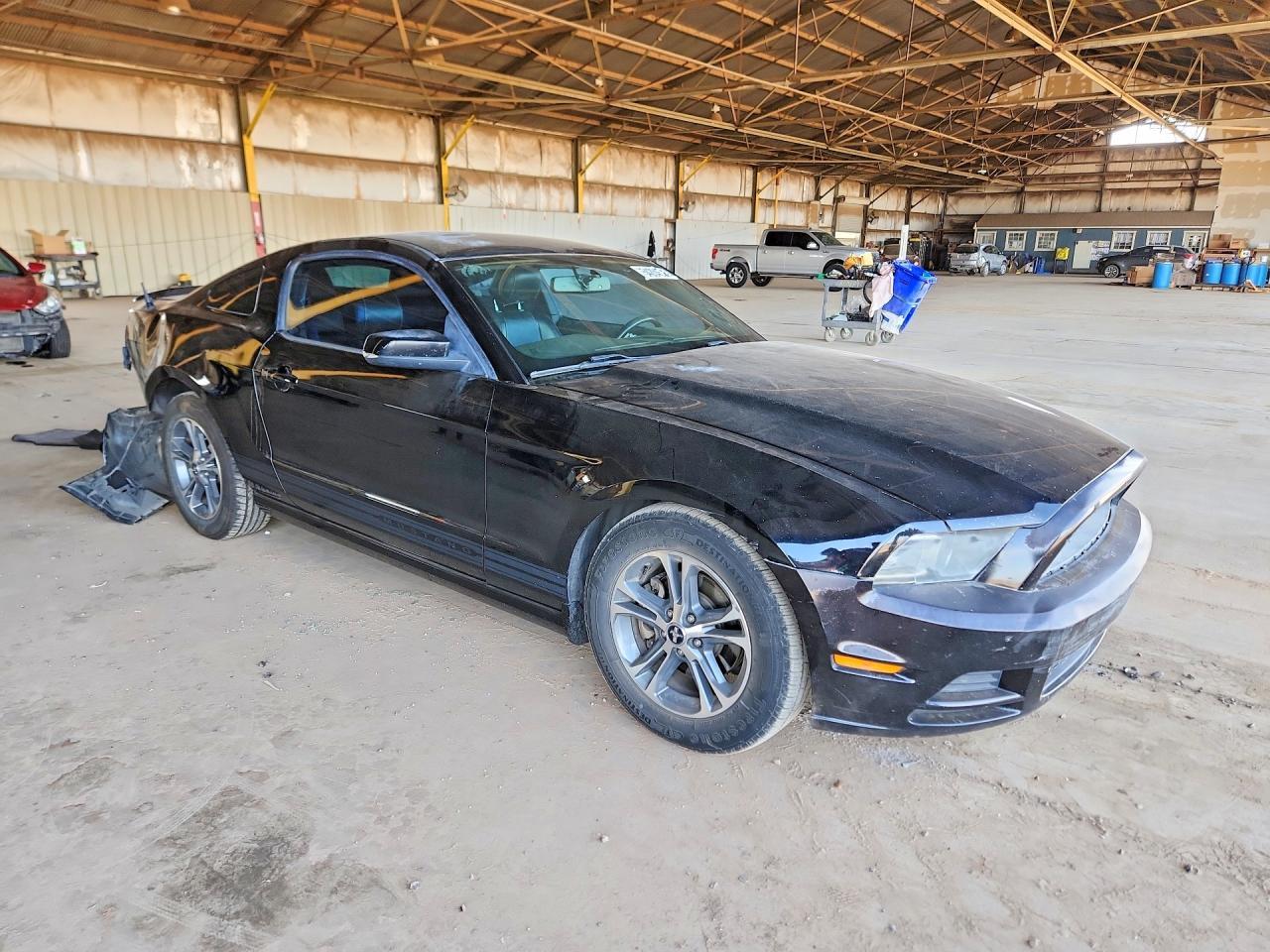2014 Ford Mustang - zdjęcie 4