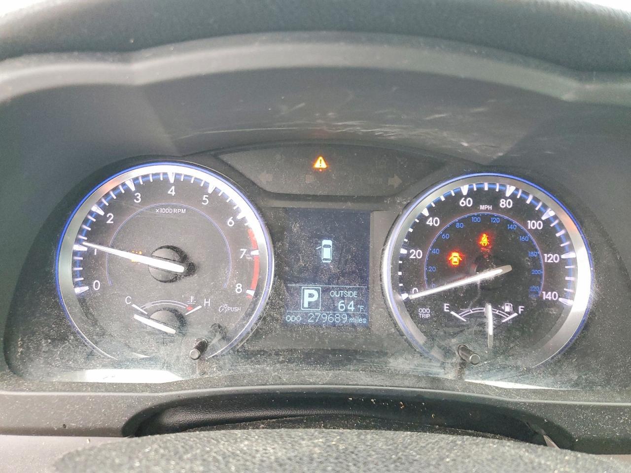 2014 Toyota Highlander Le Plus - zdjęcie 9