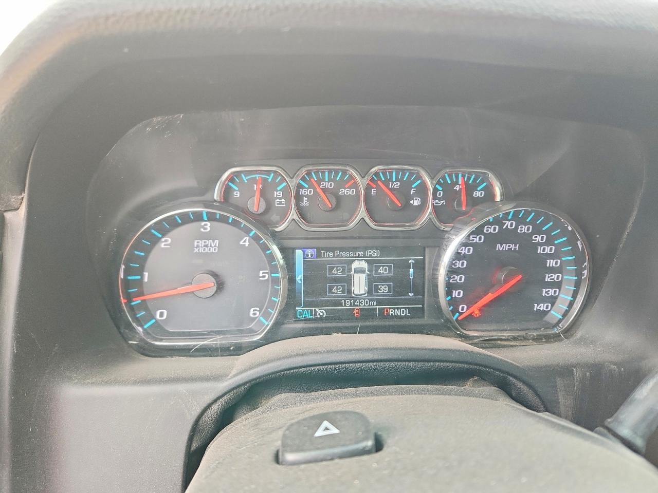 2018 Chevrolet Suburban K1500 Premier - zdjęcie 9