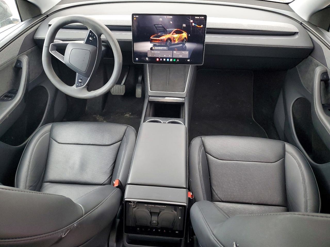 2026 Tesla Model Y - zdjęcie 8